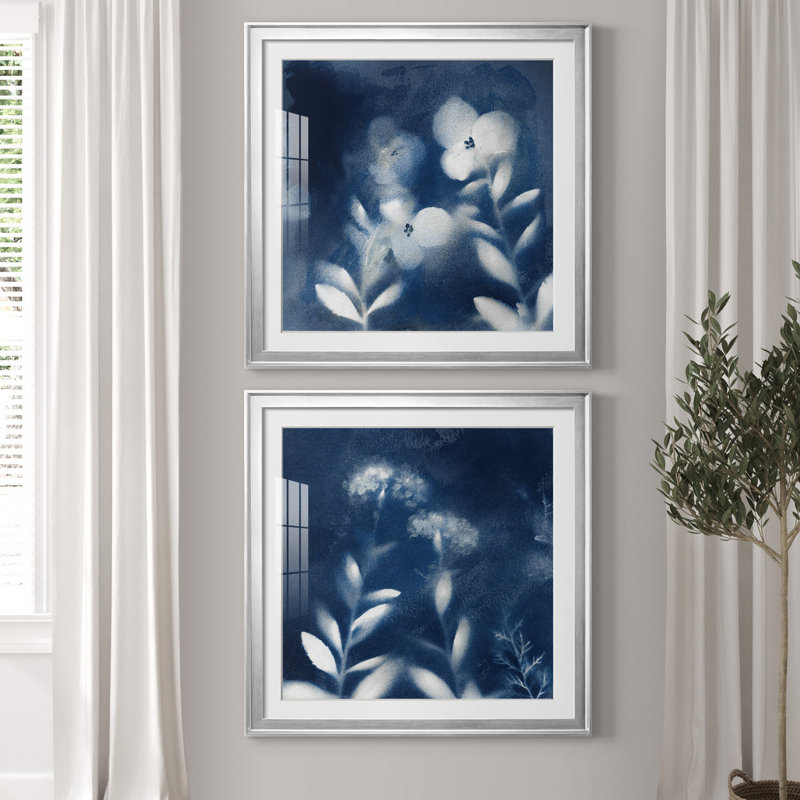 «Nature's Indigo I», ensemble de 2 reproductions d'art encadrées, H 30,5 po x l 61 po x P 1,5 po, Papier avec cadre argenté