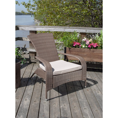 Chaise de patio avec coussin comfort height