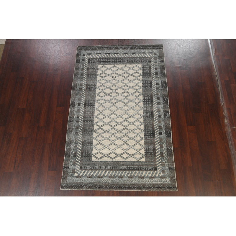 Tapis ivoire en laine noué à la main de conception unique 5 pi 1 po x 8 pi 1 po