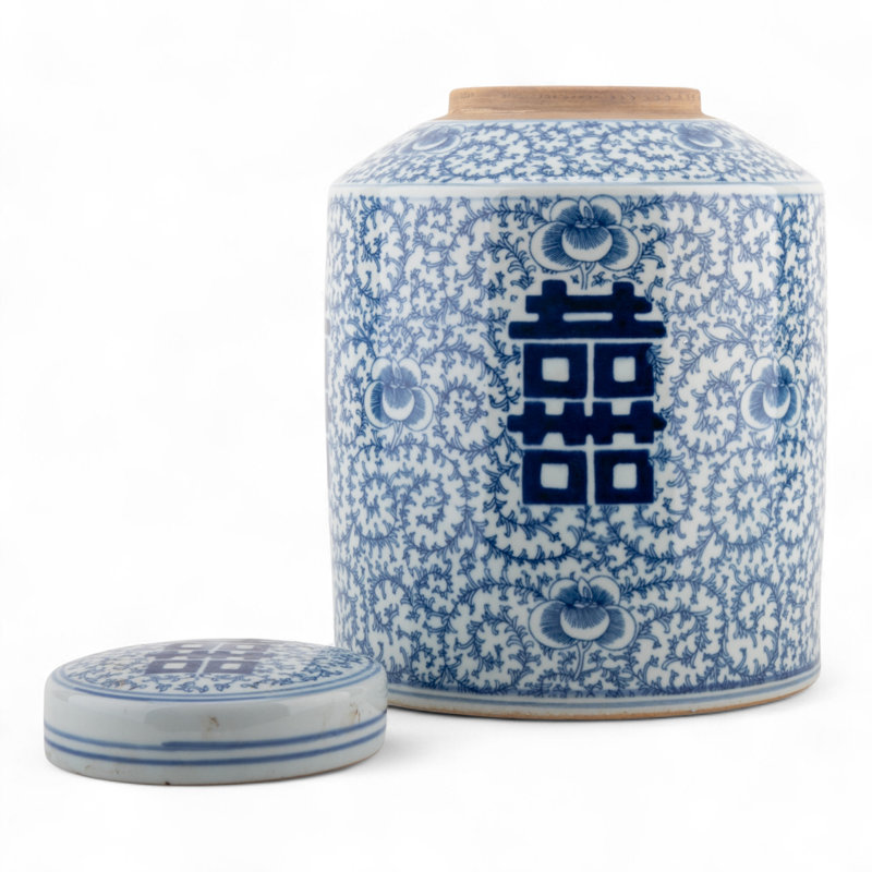 Porcelain Tea Jar with Floral Lattice Pattern