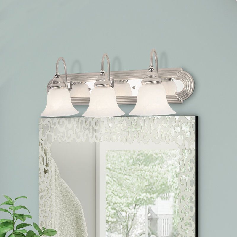 Éclairage de salle de bain à intensité variable 3 lumières Belmont, Nickel brossé