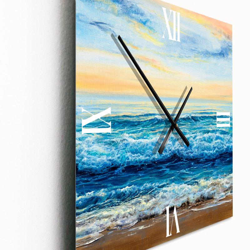 Ocean Waves At Dawn - Horloge murale nautique et côtière, Petit