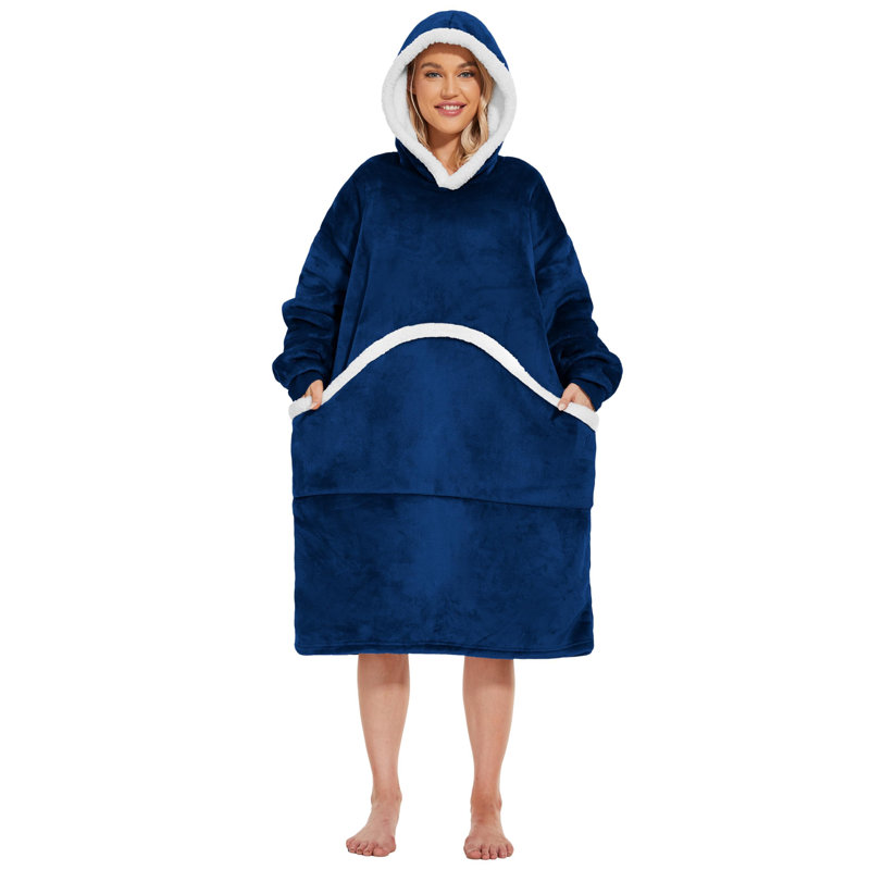 Hanan Throw Blanket, Blue