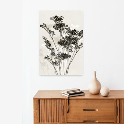«Silhouettes of Delicate Blooms I», art mural contemporain abstrait