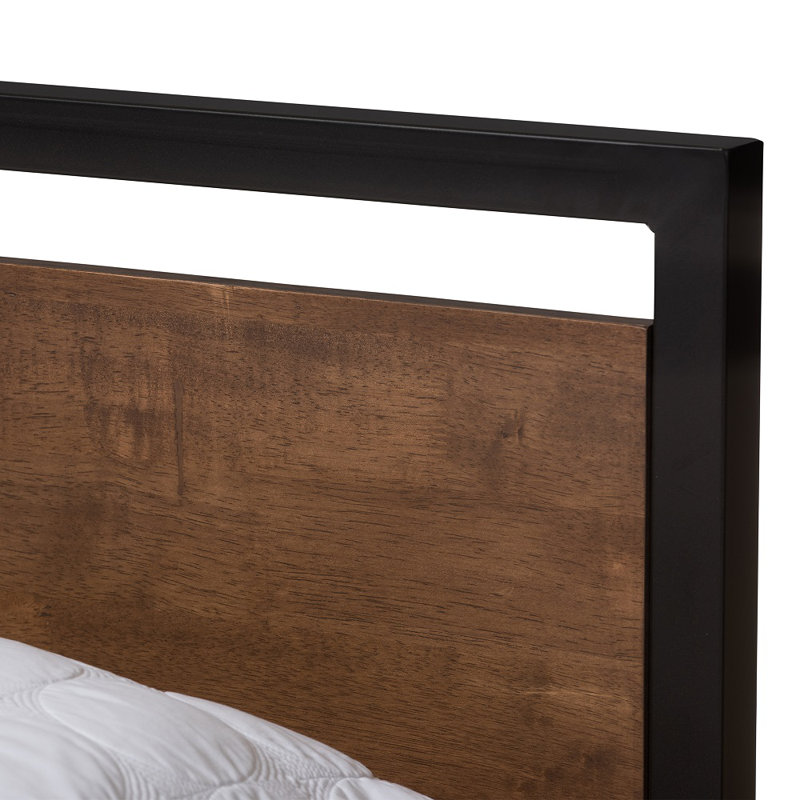 Lit plateforme Vedant, Reine