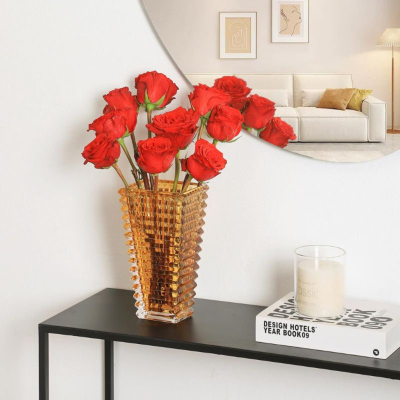 MODERN CRYSTAL DECORATIVE VASE