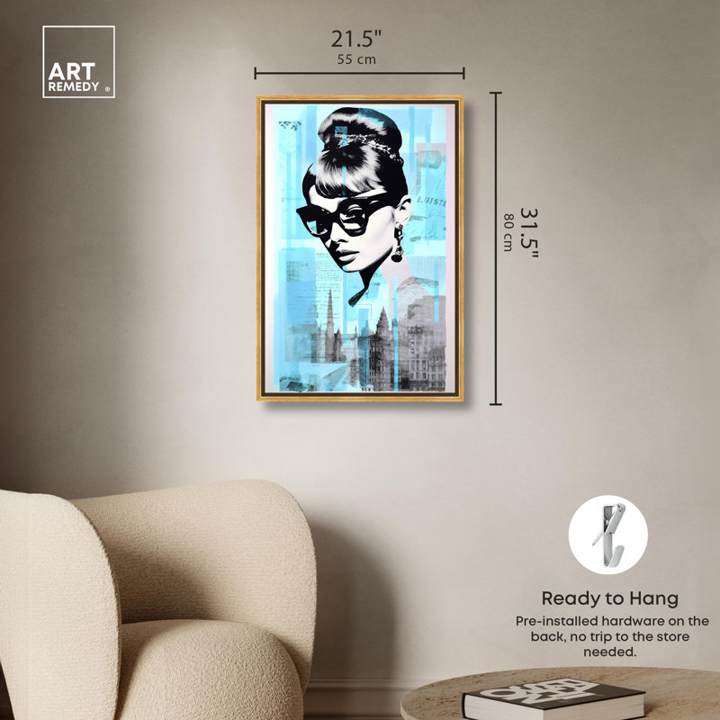 Reproduction d'art rétro sur toile Iconic Collage Style II par Art Remedy, Cadre doré, H 31 po x l 21 po