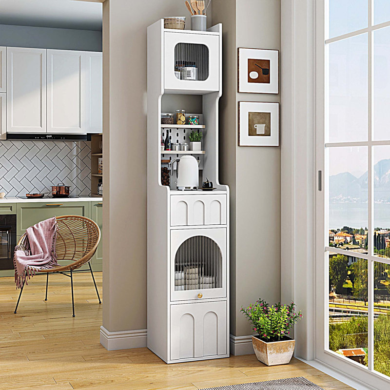 Buffet multifonctionnel avec portes en verre et garde-manger moderne