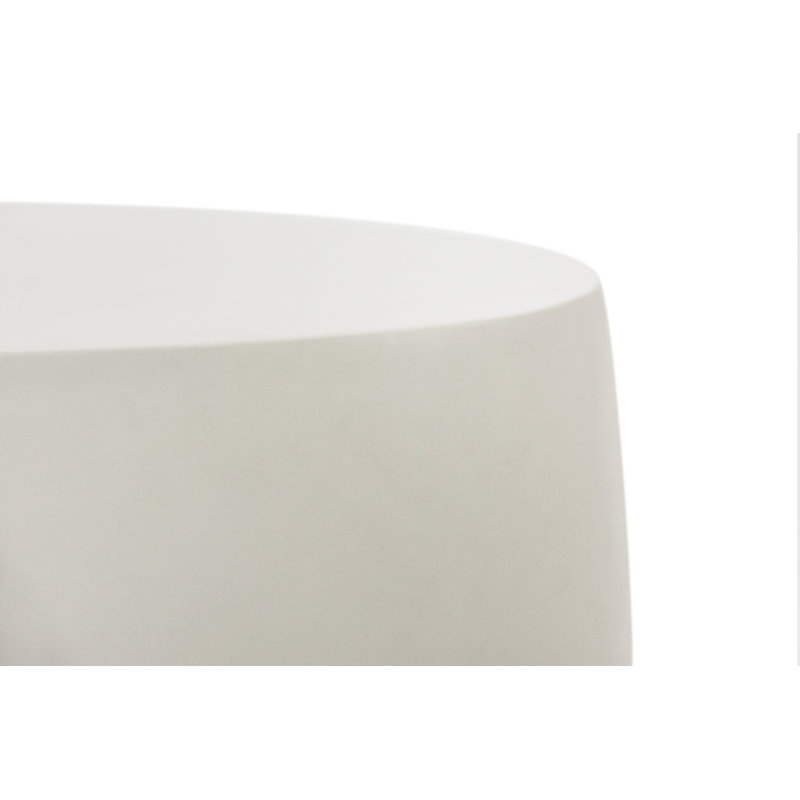 Table d'appoint en béton blanc crème 19 "pour l'intérieur et l'extérieur Elementi Home Ikaria