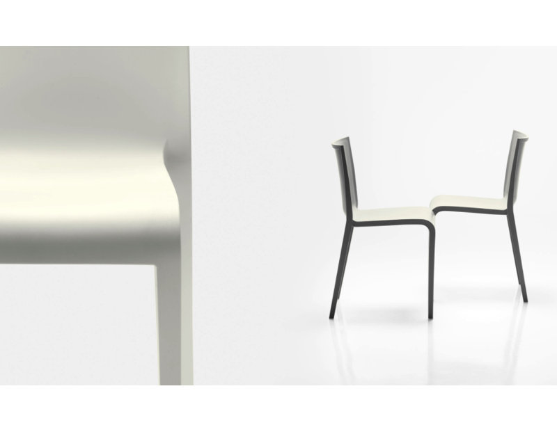 Nassau 18.5" Wide Side Chair, White