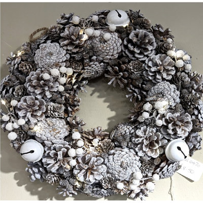 Faux Lighted 36cm Wreath