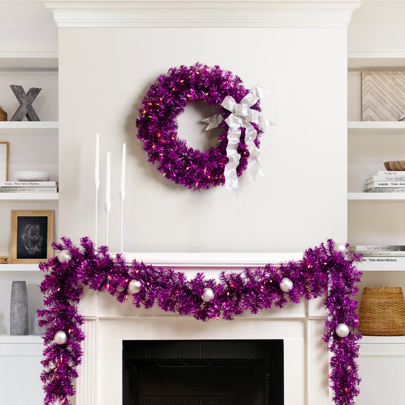 Guirlande de Noël pré-éclairée avec guirlandes de Noël artificielles - 9 pi x 8 po, Mauve