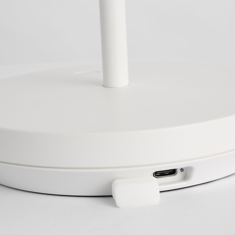 Doppia Accent Rechargeable Table Lamp, Matte White