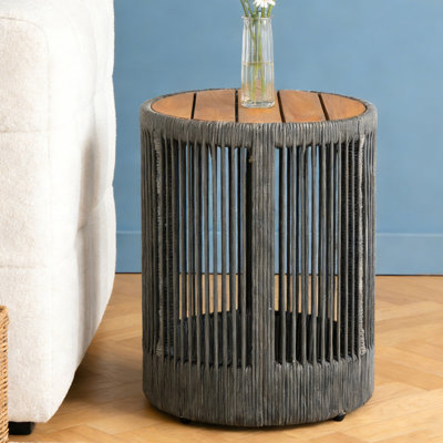 Table d'appoint d'extérieur en bois de rotin