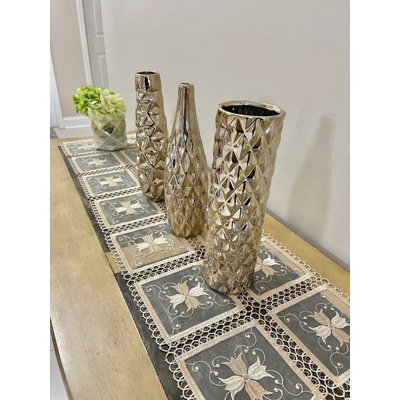 Ensemble de 3 vases en céramique embossés - 12 po