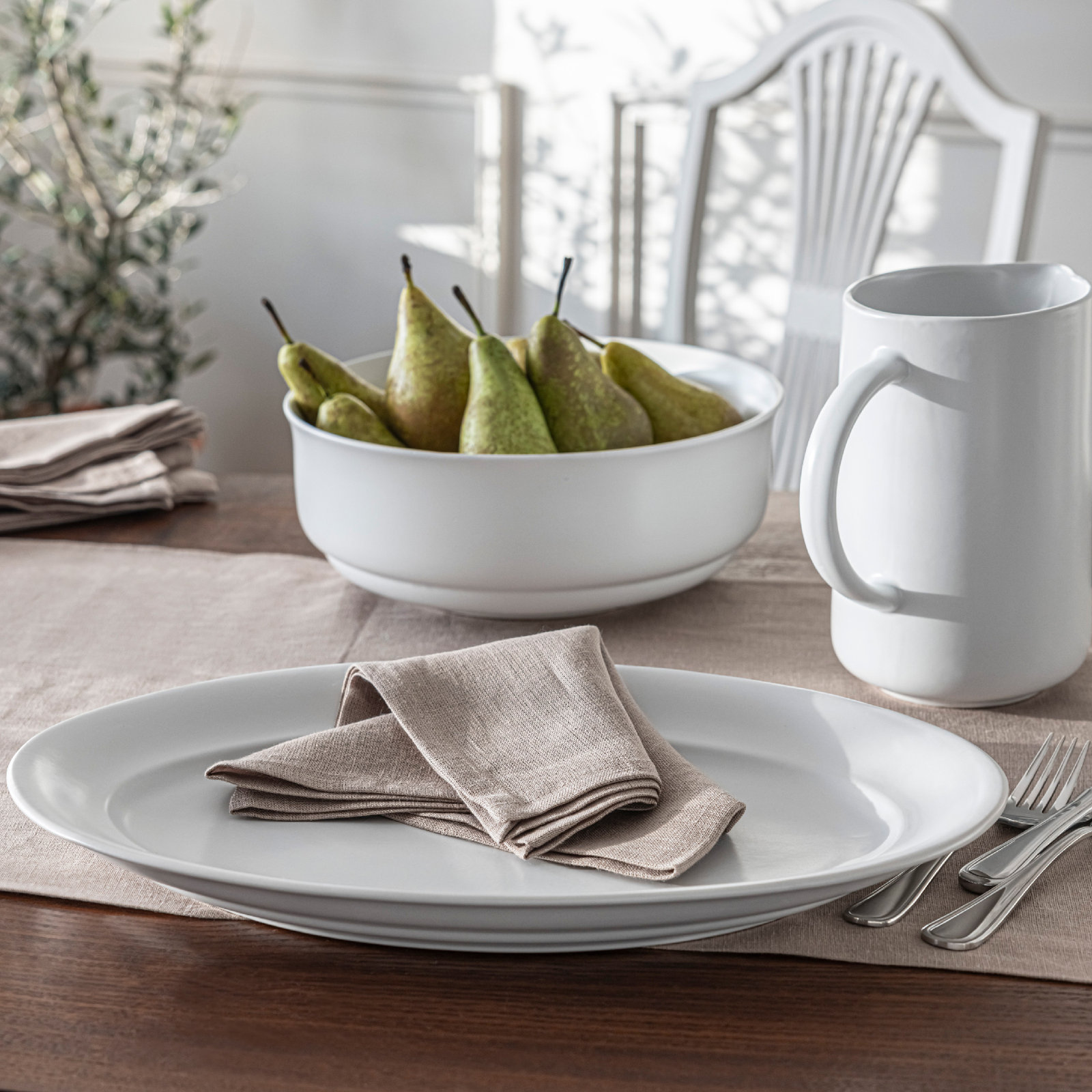 over&back Rimmed Platter, White