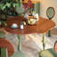 Table de salle à manger naturelle et élégante en bois massif-110457761
