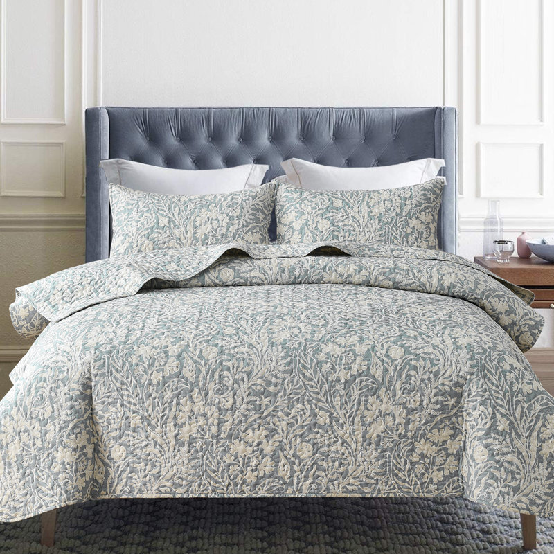 Microfiber Paisley Bedspread