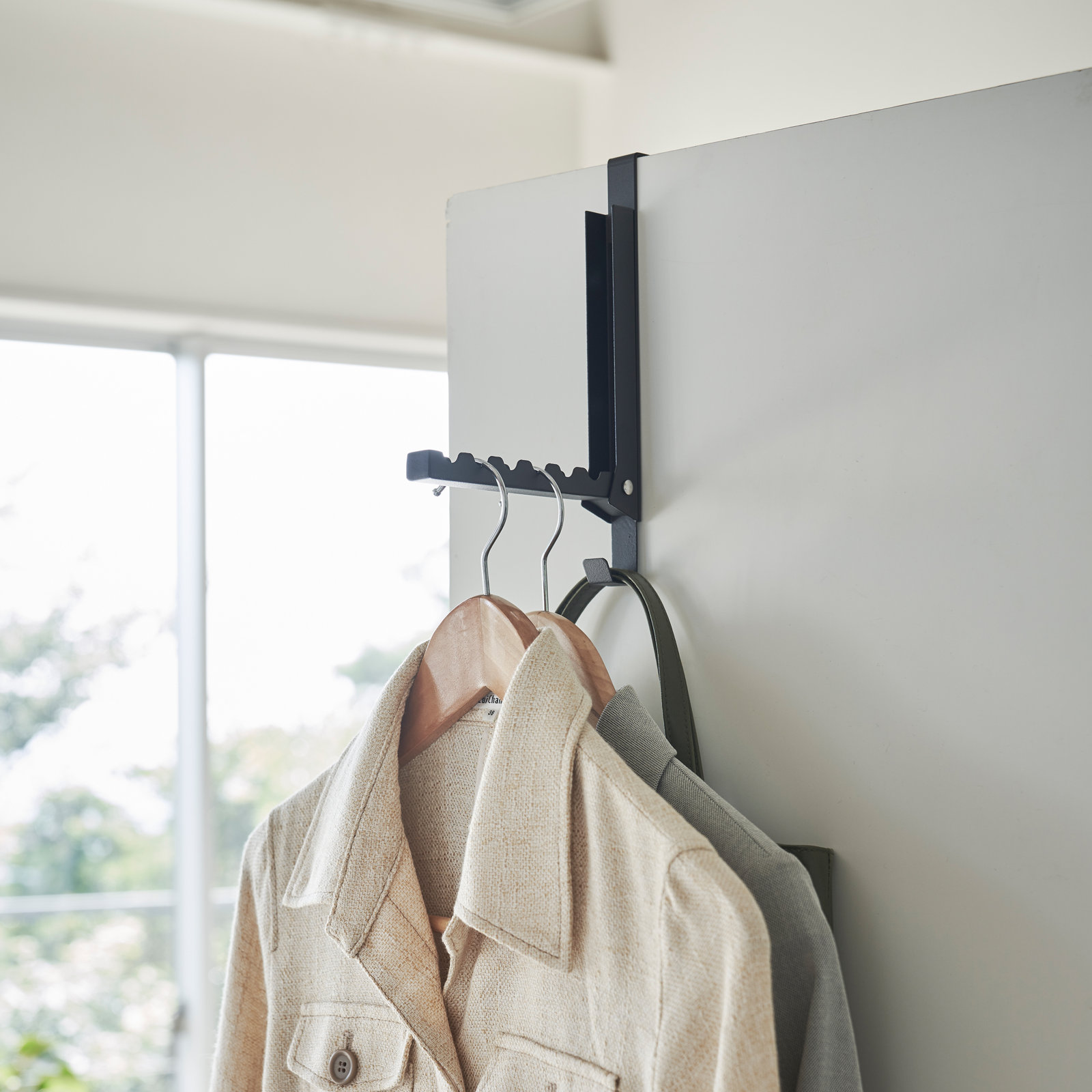 Smart over the Door Wall Hook, Black