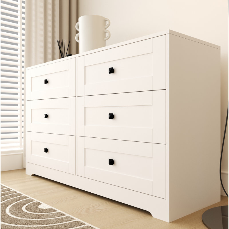 Commode à 6 tiroirs de couleur blanche