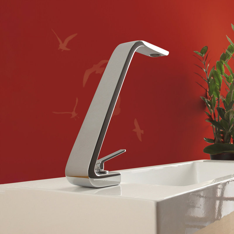 Wolo Single Hole Bathroom Faucet with Drain Assembly, Polished Chrome