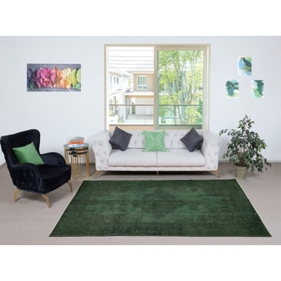 5.6x9 Ft Modern Area Rug in Dark Green, Hand-woven and Hand-knotted in Turkey