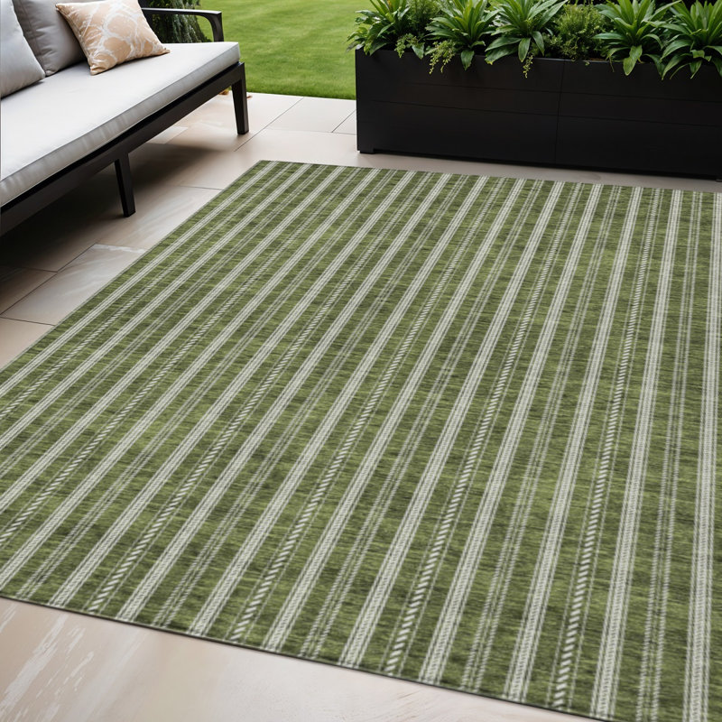 Tapis intérieur lavable rayé vert olive 5 pi x 8 pi