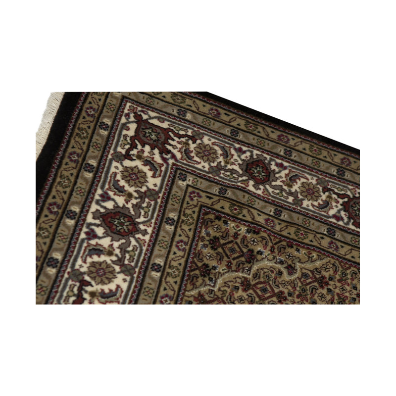 India 55 Oriental Area Rug