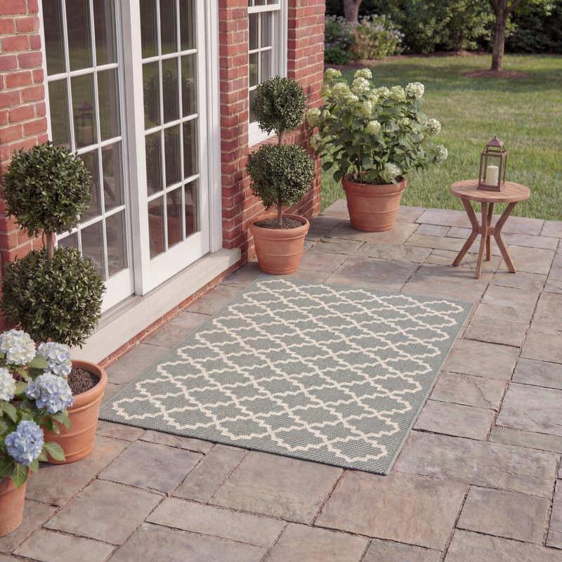 Herefordshire Performance Geometric Indoor/Outdoor Area Rug, Rectangle 2' x 3'7"