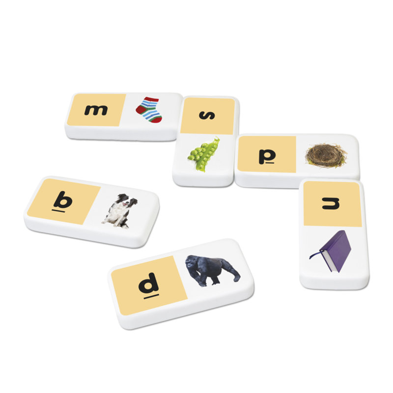 Commencer à sonner les dominos jeu d'apprentissage et d'apprentissage