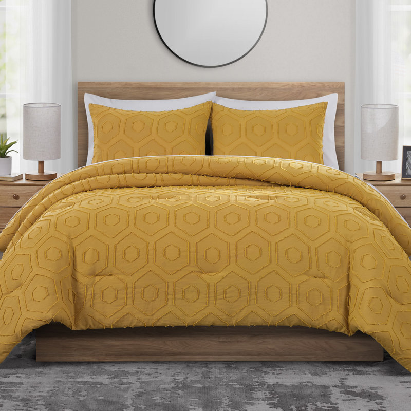 Polyester Argyle Comforter, Mustard, King Comforter + 2 King Shams