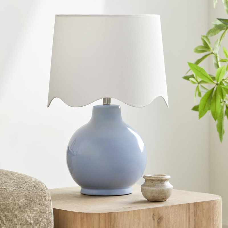 Lampe de table Maura, Bleu, Blanc, H 22 po x l 15 po x P 15 po