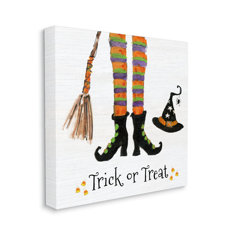 Chaussettes fantaisistes à rayures Trick or ornement par Sally Swatland - impression, H 17 po x l 17 po x P 1,5 po