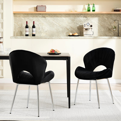 Deux chaises de conception moderne pour l'intérieur