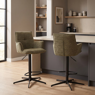 Bantice Swivel Yes Upholstered Yes Bar Stool