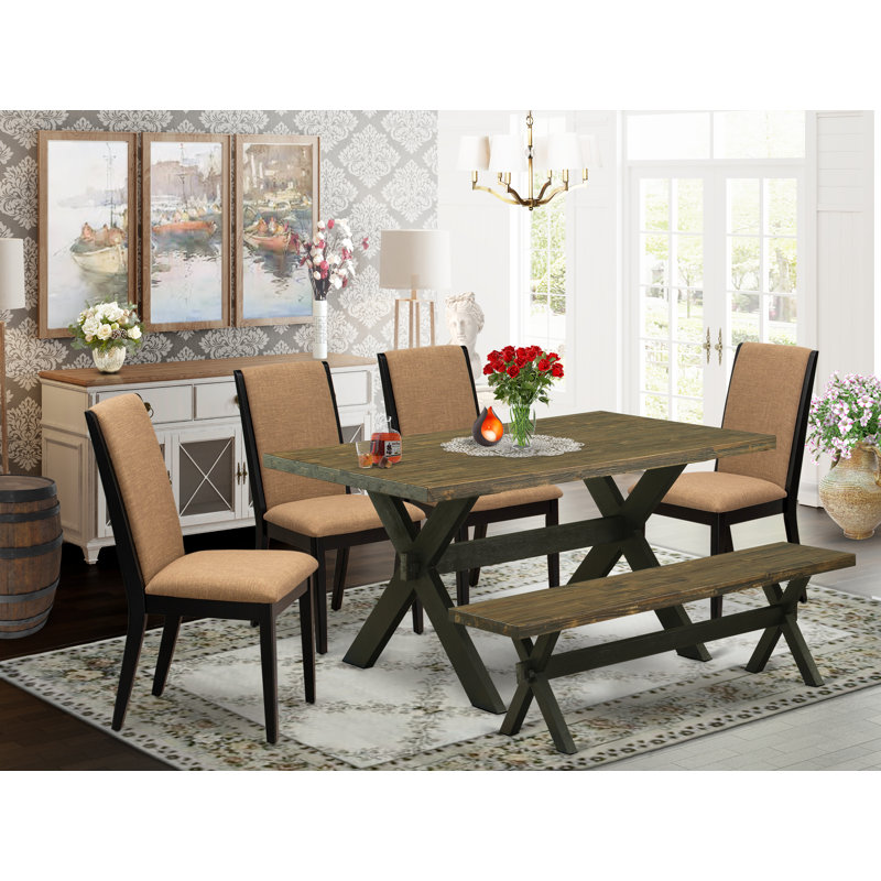 L'ensemble de table de salle à manger 6 pièces contient une table rectangulaire en bois avec des pieds en X et 4 chaises Parson en tissu de lin sable clair avec un banc, noir brossé