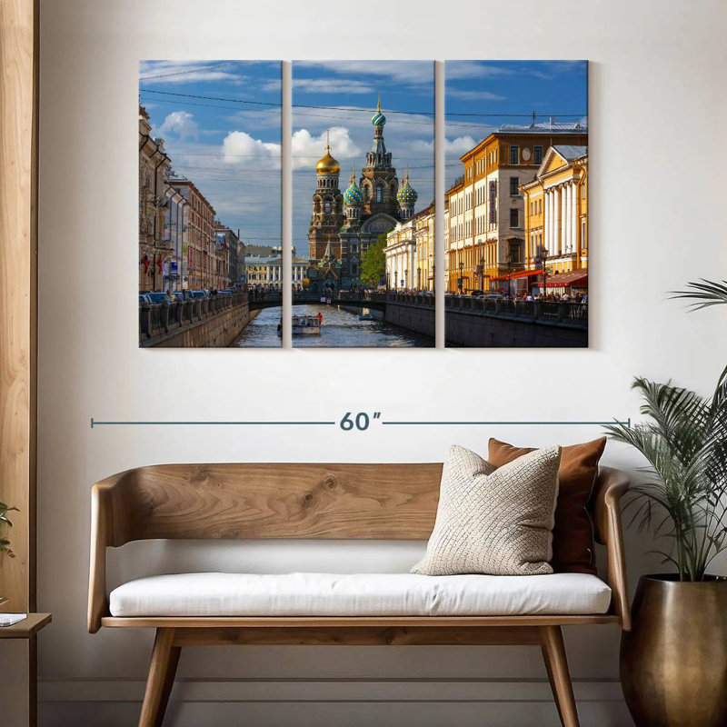 Rorry Griboyedov Canal View, 32" H x 50" W