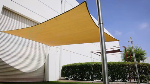 Ingenua shade sail Triangle 4 x 5 x 6,4 m, for outdoor use. Colour