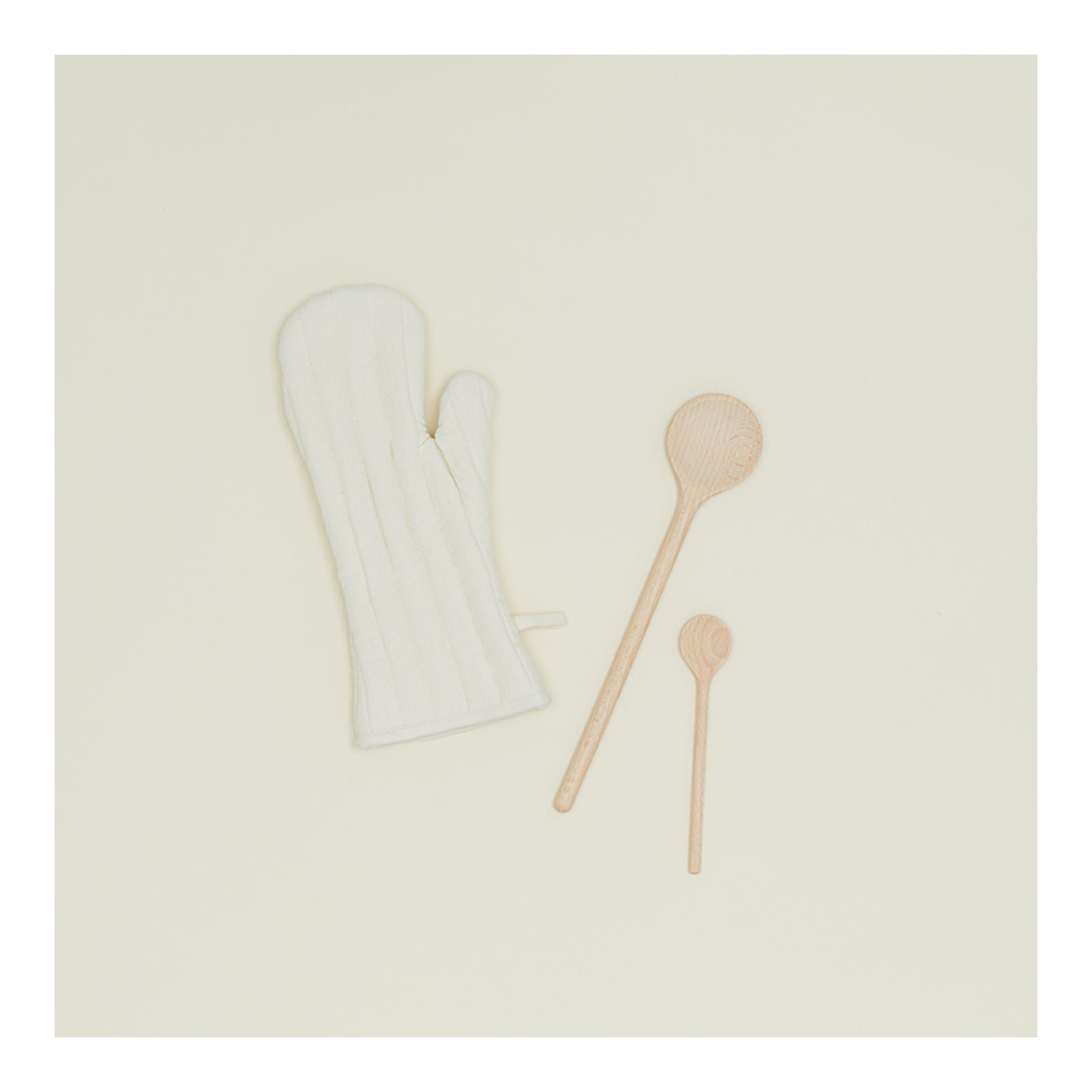 Hawkins New York, Ivory