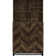 Armoire à vin en chêne rustique, 2 portes, façade à chevrons classique, support intégré, porte-verres à pied et pieds en bronze pour les repas à 2 portes Style, design, rangement, décorations