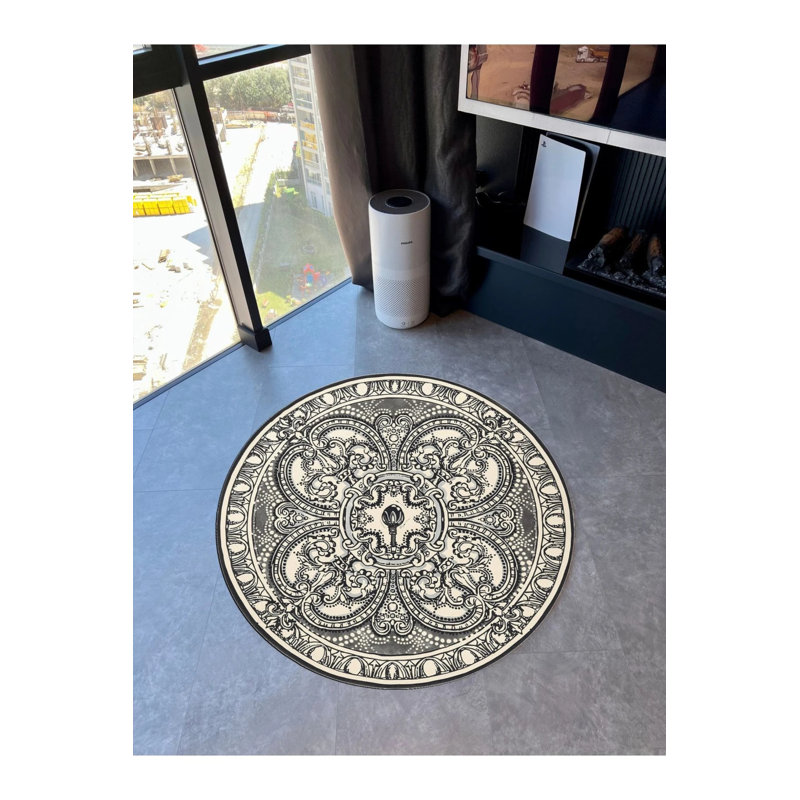 Country Style Beige Black Authentic Woven Base Round Carpet Troyanek, Round 3'4"