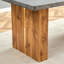 Ensemble de table de salle à manger en bois, chaises rembourrées avec pieds en métal pour les restaurants et les salles à manger-799838466