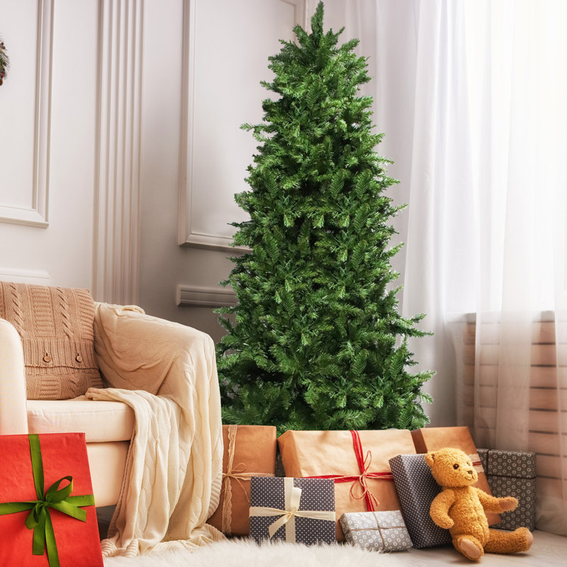7.5' Lighted Christmas Tree