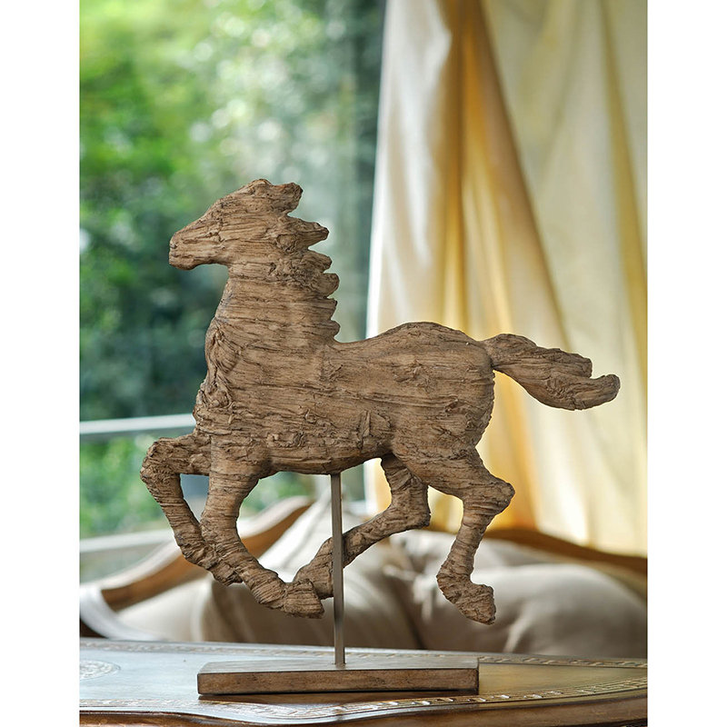 Cheval en polyrésine Defiance