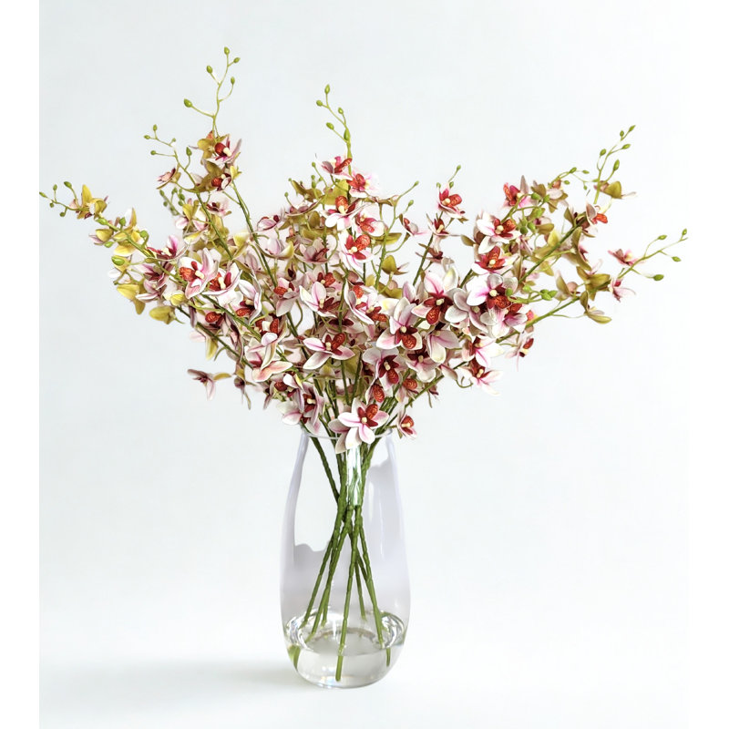 Arrangement d'orchidées dans un vase