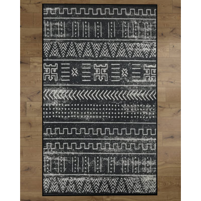 Ariaha Southwestern Indoor Rug