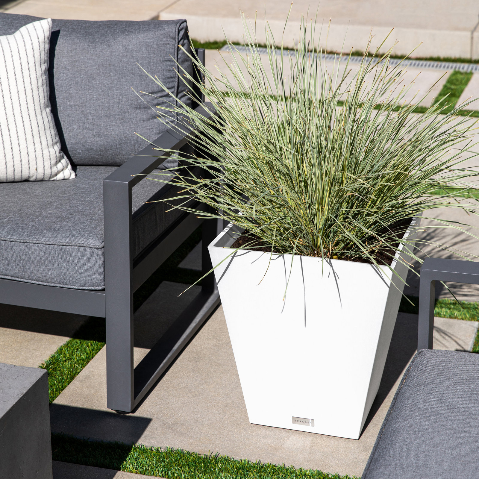 Pure Series Nobleton Planter, 18" H x 16" W x 16" D, 1, White