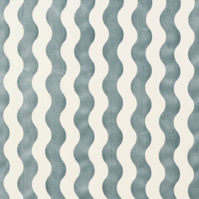 Tissu en velours Schumacher x Miles Redd The Wave, Ciel