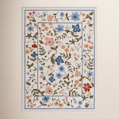 Hand-Tufted Wool Floral Outdoor Rug