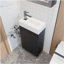 Meuble-lavabo de salle de bain 16 po pour petits espaces, armoire de salle de bain autoportante avec lavabo en céramique encastré, portes de meuble-lavabo de rangement modernes à fermeture en douceur